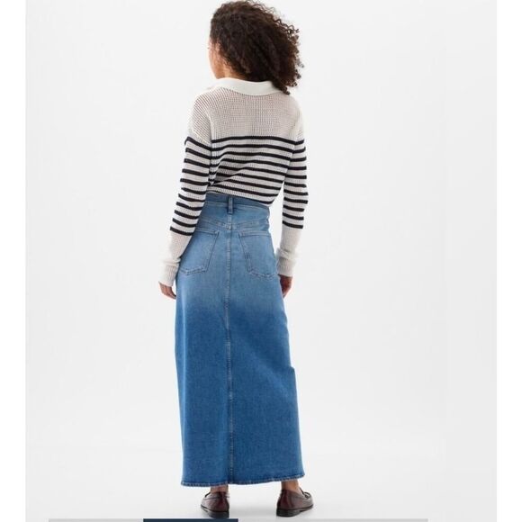 GAP Denim Maxi Skirt Medium Wash Womens Blue Jean Front Slip Long Skirt | 10 EUC - Picture 3 of 11